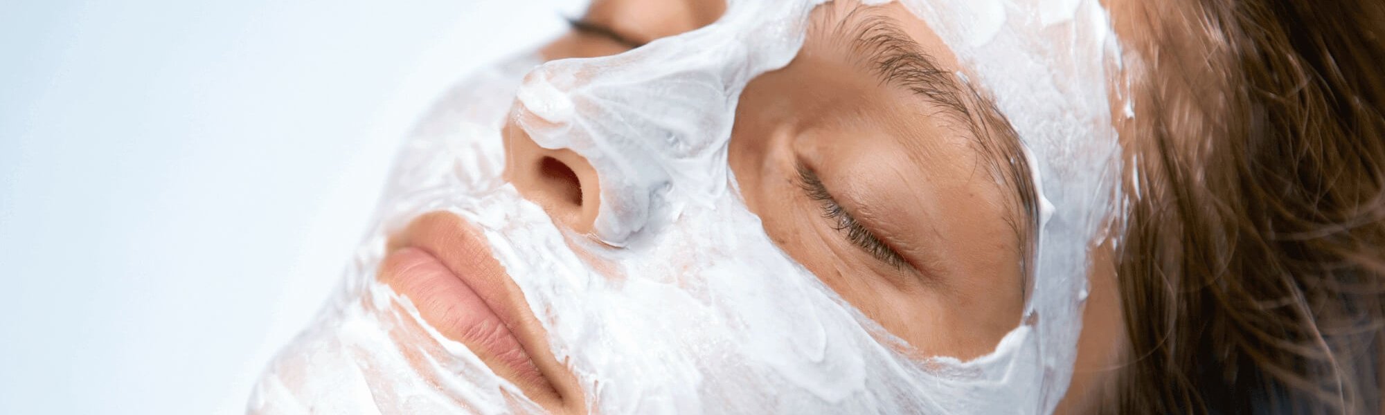 5 IMPACCHI PER CAPELLI DA FARE PRIMA DELLO SHAMPOO