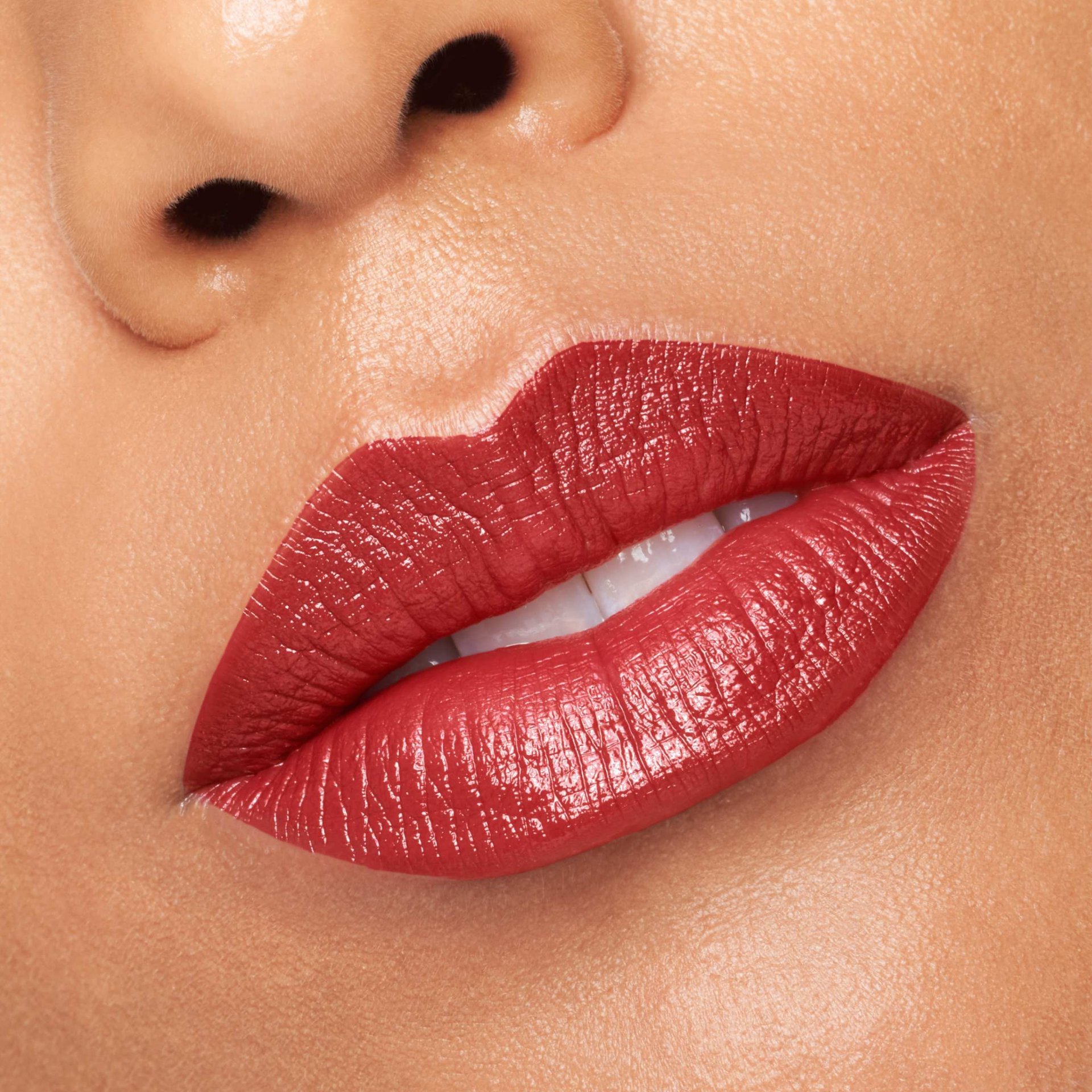 220086  Digital Maqui COLOR RICHE SATIN Banner Sito 2000  900 V1 F6 1 11zon