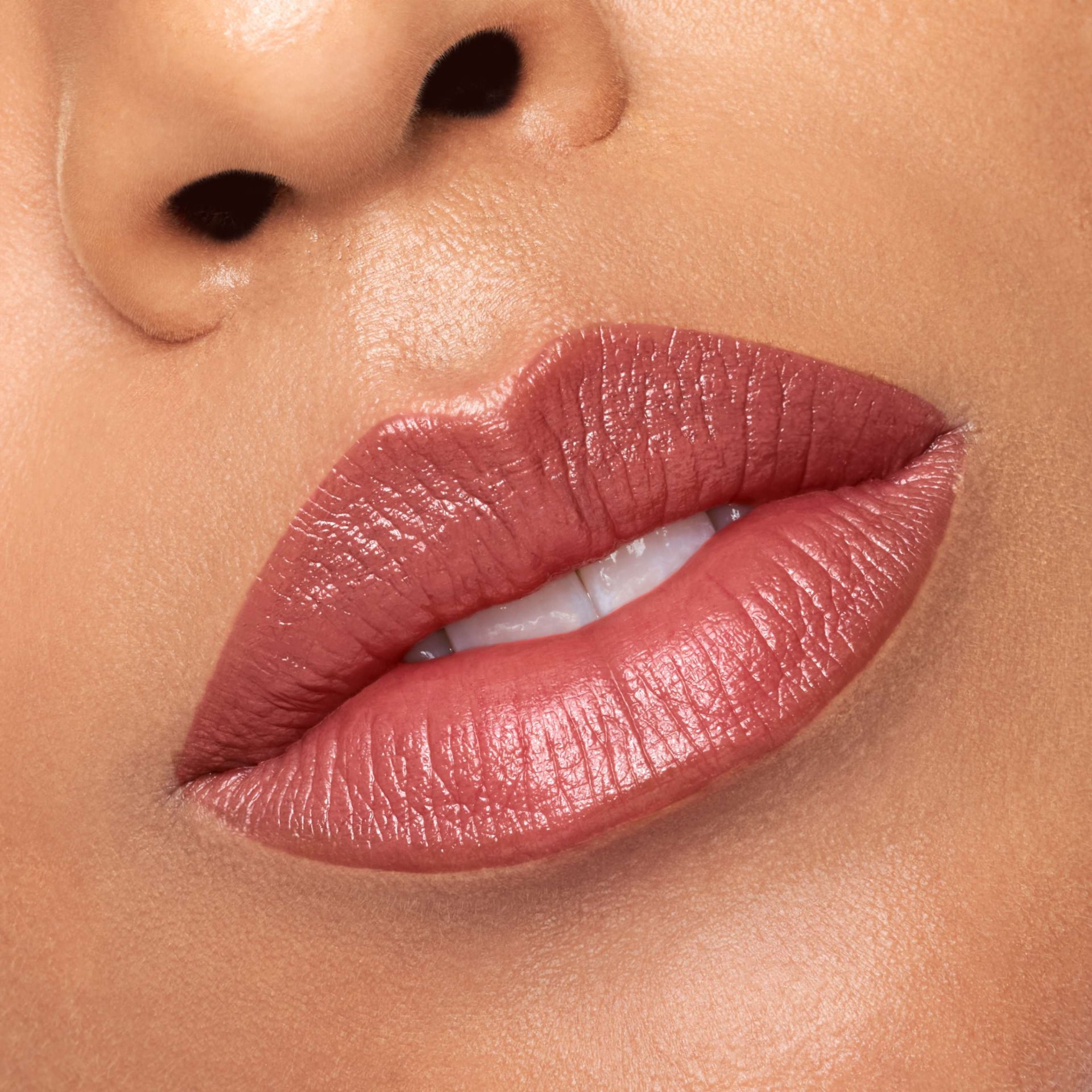 220086  Digital Maqui COLOR RICHE SATIN Banner Sito 2000  900 V1 F6 1 11zon