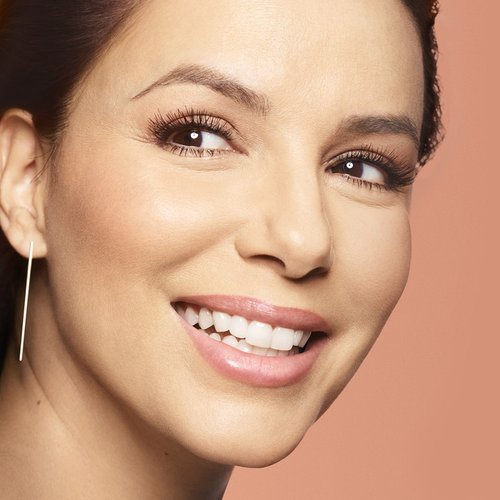 Modella Eva Longoria Revitalift