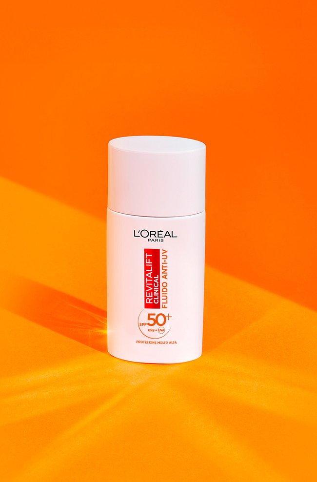 250857 SKINCARE REVITALIFT CLINICAL VITAMINA C SPF Banner Vitc Spf M V1 T1